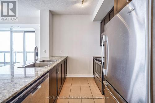 4102 - 4070 Confederation Parkway, Mississauga, ON - Indoor Photo Showing Kitchen With Double Sink With Upgraded Kitchen