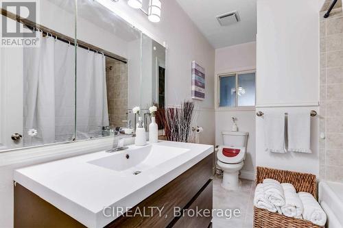 54 Ramsey Street, St. Catharines, ON - Indoor Photo Showing Bathroom