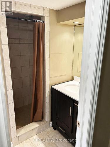 54 Ramsey Street, St. Catharines, ON - Indoor Photo Showing Bathroom