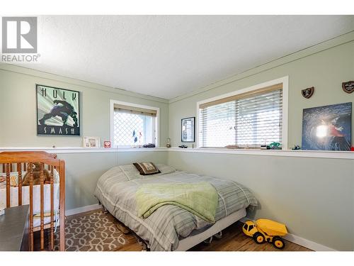 4816 South Grandview Flats Road, Armstrong, BC - Indoor Photo Showing Bedroom