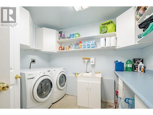 4816 South Grandview Flats Road, Armstrong, BC - Indoor Photo Showing Laundry Room