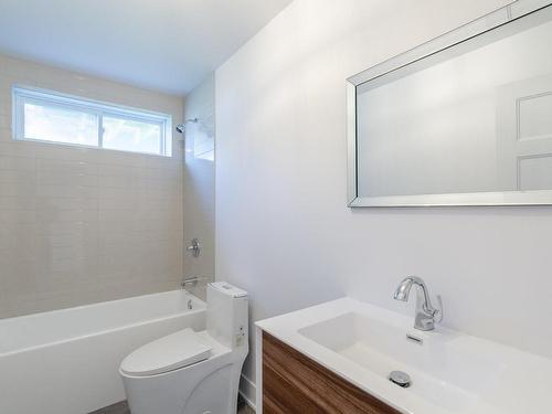 Salle de bains - 6780 Rue Baillargeon, Brossard, QC - Indoor Photo Showing Bathroom