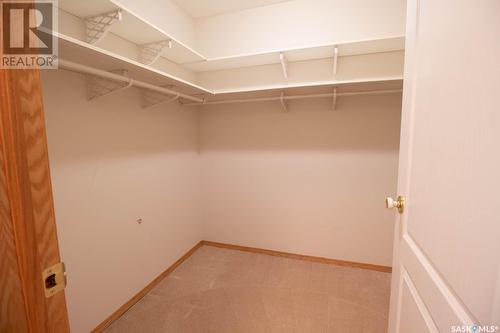 254 3631 Albert Street, Regina, SK - Indoor With Storage