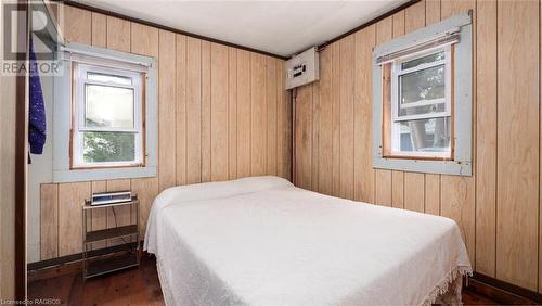 609 Stokes Bay Road, Northern Bruce Peninsula, ON - Indoor Photo Showing Bedroom
