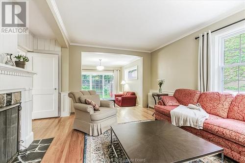 197 Wembley Drive, Sudbury, ON - Indoor Photo Showing Living Room With Fireplace