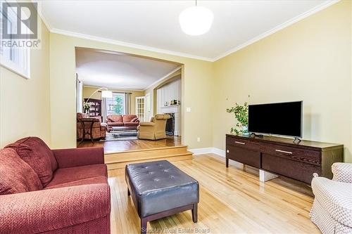 197 Wembley Drive, Sudbury, ON - Indoor Photo Showing Living Room