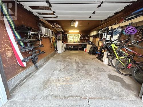197 Wembley Drive, Sudbury, ON - Indoor Photo Showing Garage