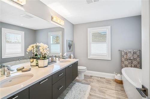 507 Mississauga Street, Niagara-On-The-Lake, ON - Indoor Photo Showing Bathroom