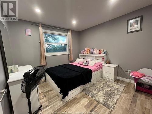 2705 Jefferson Boulevard, Windsor, ON - Indoor Photo Showing Bedroom