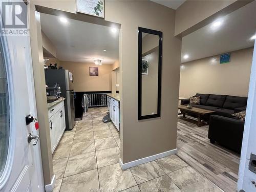 2705 Jefferson Boulevard, Windsor, ON - Indoor Photo Showing Other Room