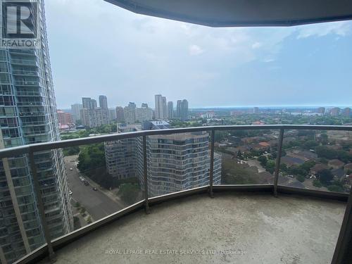 2211 - 3880 Duke Of York Boulevard, Mississauga, ON - Outdoor With View