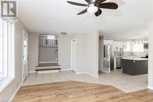 1231 Sunningdale Road E, London, ON - Indoor Photo Showing Kitchen