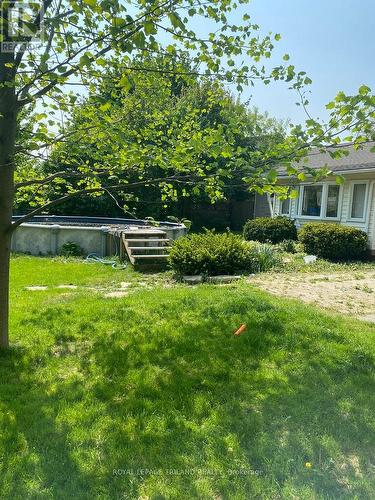 1231 Sunningdale Road E, London, ON - Outdoor