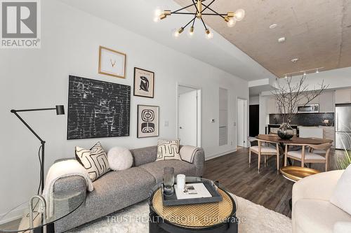 603 - 1808 St. Clair Avenue W, Toronto, ON - Indoor Photo Showing Living Room