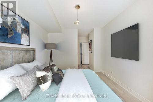 324 - 80 Marine Parade Drive, Toronto (Mimico), ON - Indoor Photo Showing Bedroom