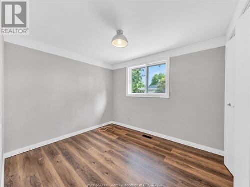 1672 Greenview, Windsor, ON - Indoor Photo Showing Other Room
