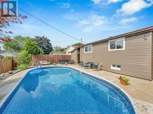 1672 Greenview, Windsor, ON - Outdoor With In Ground Pool With Backyard