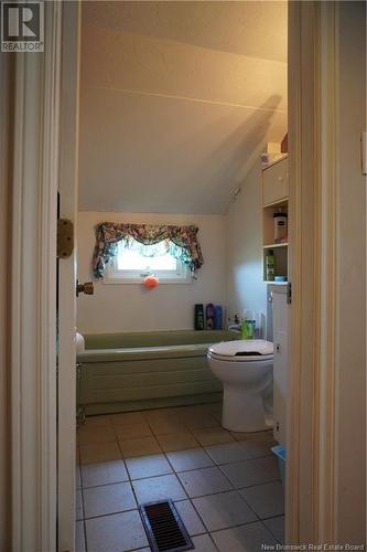 5106 Route 495, Sainte-Marie-De-Kent, NB - Indoor Photo Showing Bathroom