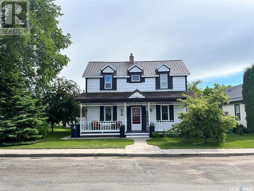 1009 7Th Street, Rosthern, SK - Outdoor With Deck Patio Veranda With Facade