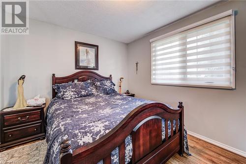 57 Inverness Drive, Cambridge, ON - Indoor Photo Showing Bedroom