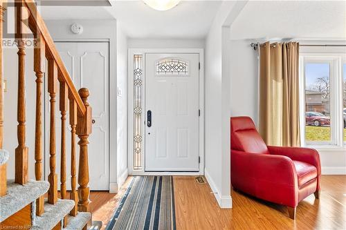 38 Crest Court, Cambridge, ON - Indoor Photo Showing Other Room