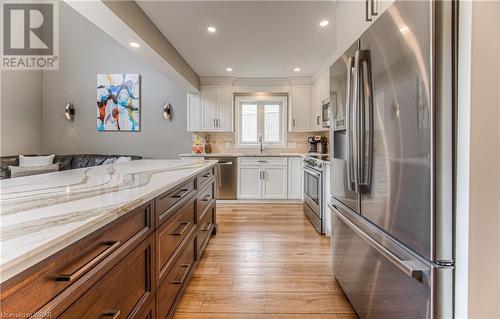 38 Windward Place, Kitchener, ON - Indoor Photo Showing Kitchen With Upgraded Kitchen