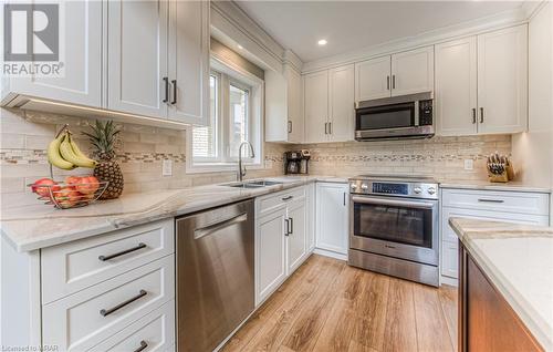 38 Windward Place, Kitchener, ON - Indoor Photo Showing Kitchen With Stainless Steel Kitchen With Double Sink With Upgraded Kitchen