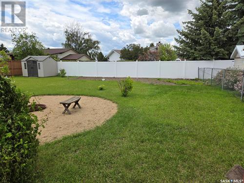 216 Cross Street, Outlook, SK - Outdoor With Backyard