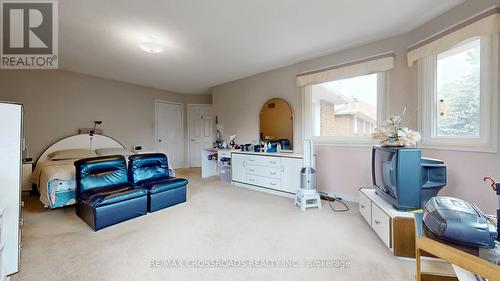 52 Fairholme Drive, Markham, ON - Indoor Photo Showing Bedroom