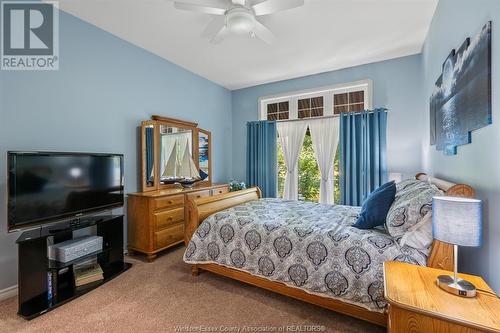 20 Lakeside Crescent, Kingsville, ON - Indoor Photo Showing Bedroom