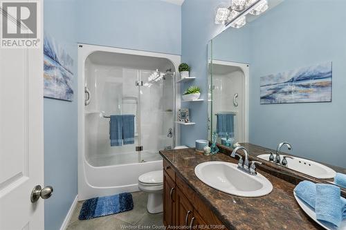 20 Lakeside Crescent, Kingsville, ON - Indoor Photo Showing Bathroom