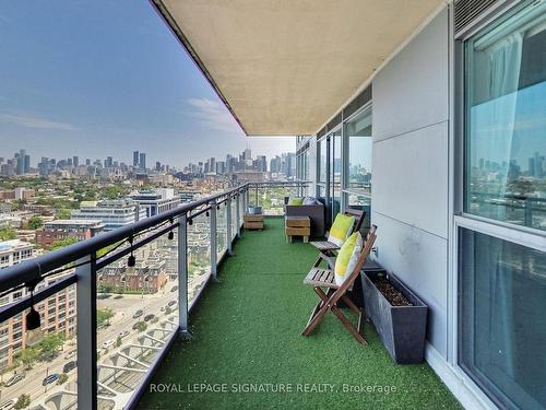 2005-80 Western Battery Rd, Toronto, ON - Outdoor With View With Exterior