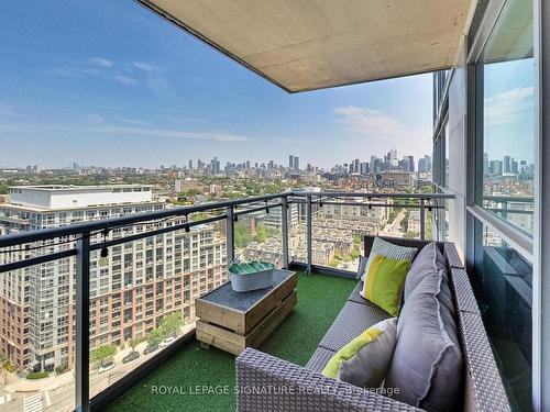 2005-80 Western Battery Rd, Toronto, ON - Outdoor With View With Exterior