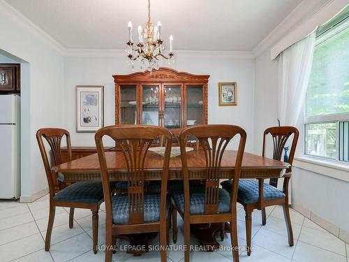 146 Upper Canada Dr, Toronto, ON - Indoor Photo Showing Dining Room