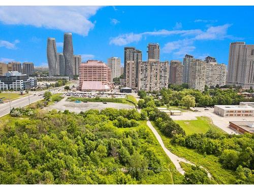 1603-223 Webb Dr, Mississauga, ON - Outdoor With View