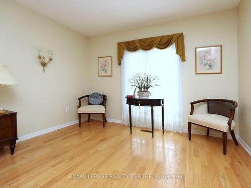 4184 Tall Pine Crt, Mississauga, ON - Indoor Photo Showing Other Room