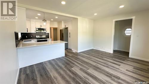 1554 Montague Street, Regina, SK - Indoor Photo Showing Kitchen