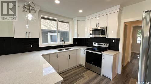 1554 Montague Street, Regina, SK - Indoor Photo Showing Kitchen With Double Sink