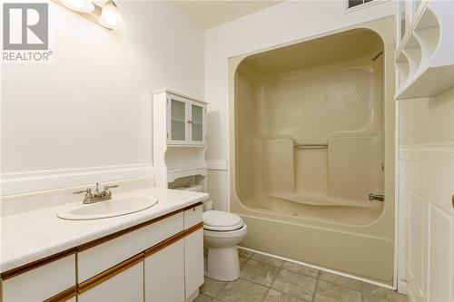 2157 Muriel Crescent, Sudbury, ON - Indoor Photo Showing Bathroom