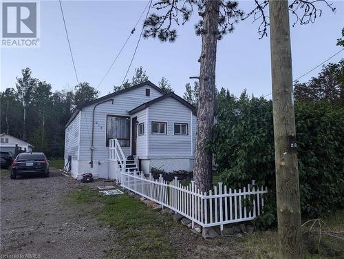 214 Fotheringham Avenue, Atikokan, ON - Outdoor