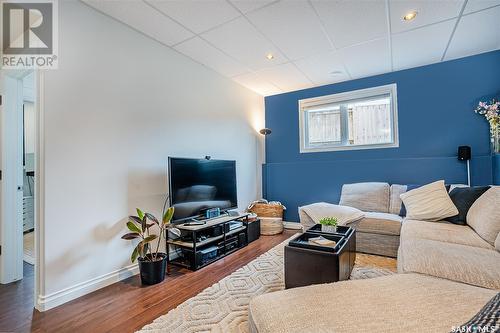 1003 Korol Crescent, Saskatoon, SK - Indoor Photo Showing Living Room