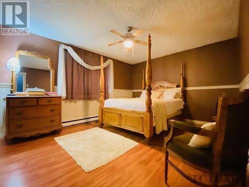 43 Radisson Cres, Kapuskasing, ON - Indoor Photo Showing Bedroom