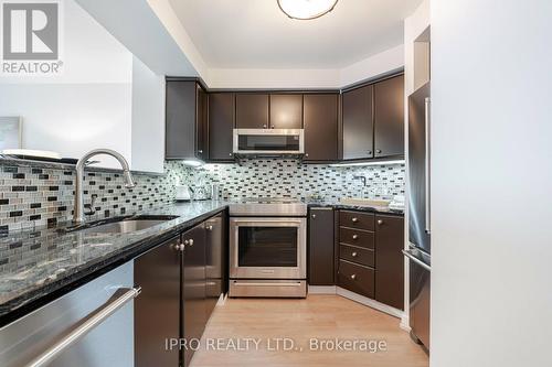 207 - 2285 Lake Shore Boulevard W, Toronto, ON - Indoor Photo Showing Kitchen With Upgraded Kitchen