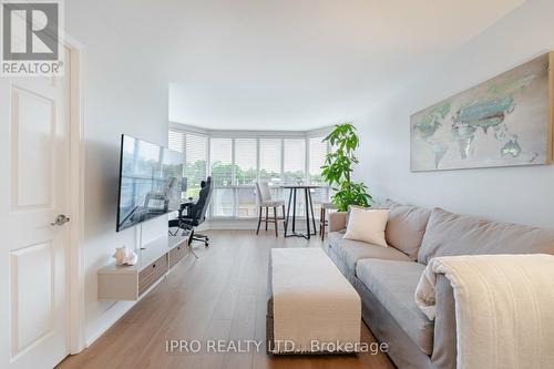 207 - 2285 Lake Shore Boulevard W, Toronto, ON - Indoor Photo Showing Other Room