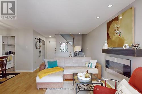 311 - 16A Elgin Street, Markham (Thornhill), ON - Indoor Photo Showing Living Room With Fireplace