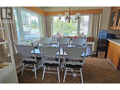 700 12Th  S Avenue, Cranbrook, BC - Indoor Photo Showing Dining Room