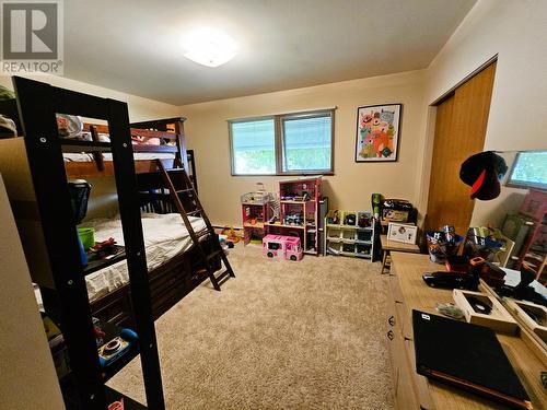 700 12Th  S Avenue, Cranbrook, BC - Indoor Photo Showing Bedroom