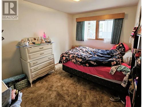 700 12Th  S Avenue, Cranbrook, BC - Indoor Photo Showing Bedroom