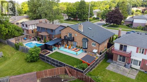 669 Upper Queen Street, London, ON - Outdoor With Deck Patio Veranda