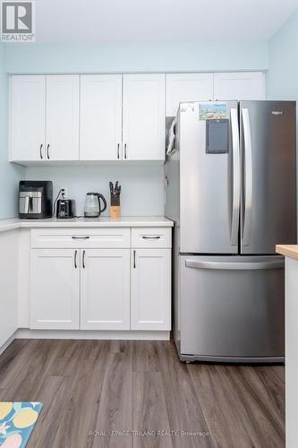 100 - 700 Osgoode Drive, London, ON - Indoor Photo Showing Kitchen